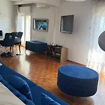 Carolos' House Апартаменты