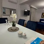 Carolos' House Кавала