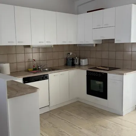 Carolos' House Кавала